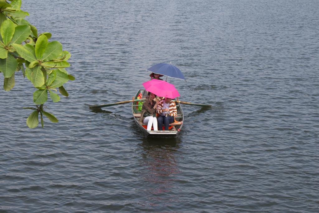 Tam Coc River View Homestay Нин Бин Екстериор снимка